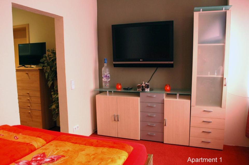Monteur - Budget Apartments 弗赖塔尔 外观 照片